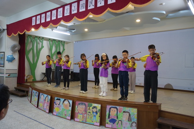 小提琴表演